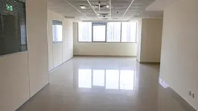 FULLY FITTED OFFICE | NEAR METRO | HIGH FLOOR