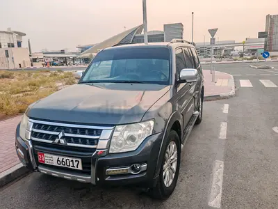 Mitsubishi Pajero GLS 2017 GCC Specs