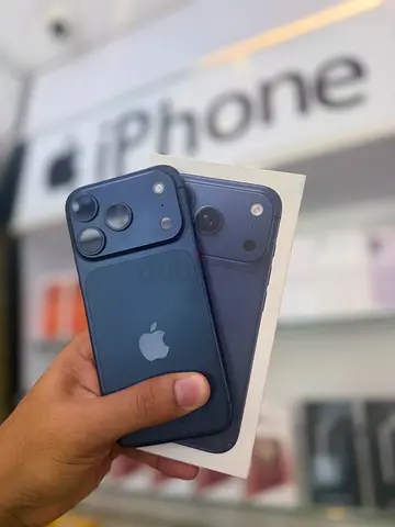 Apple iPhone 17 pro 256GB - Space Black (Box Included) only 26 cycle tdra uae version