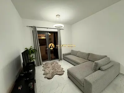غرفة نوم واحدة مفروشة | Alcove JVC | شرفة وإطلالة على المدينة