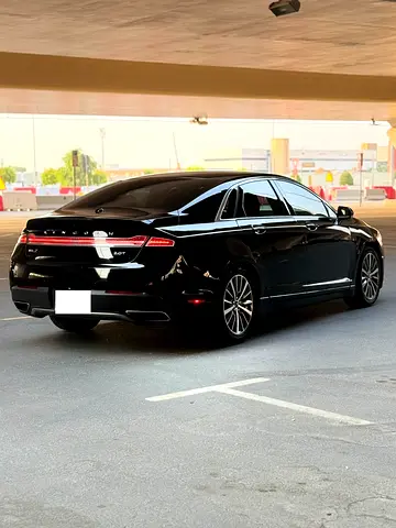 صورة 7 لـ 2017 Lincoln MKZ