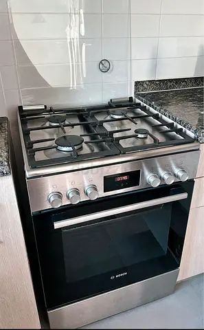 Bosch 4 Burner Dual Fuel Cooker 60 cm – Gas Hob & Electric Oven