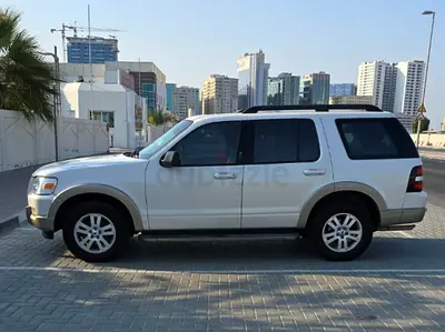 Ford Explorer Limited 2010 - Full option - Family owned