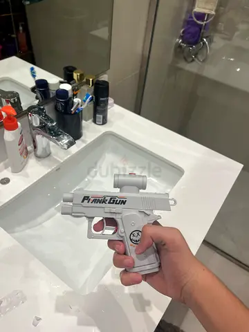 Prank water gun