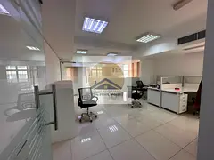 Close to metro, fitted office for rent@660sqft