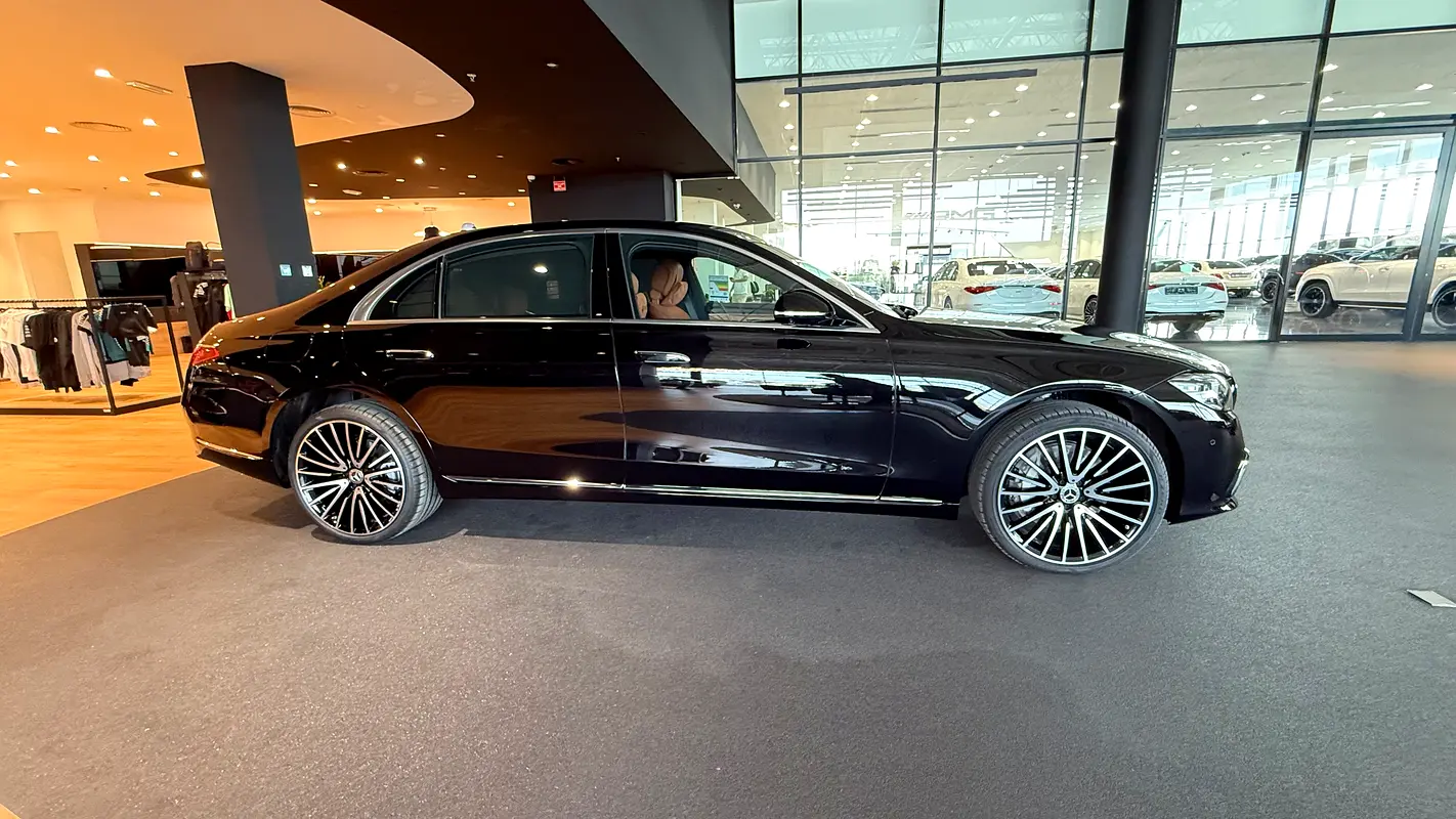 Mercedes-Benz S-Class 2026
