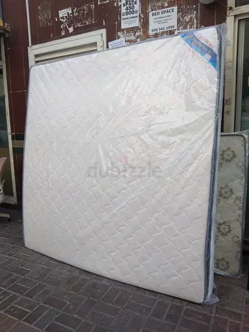 180x200cm King size mattress.  Same day delivery available