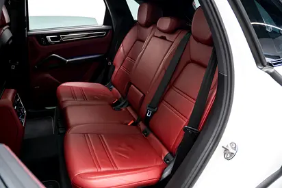 2020 Porsche CAYENNE — миниатюра 16