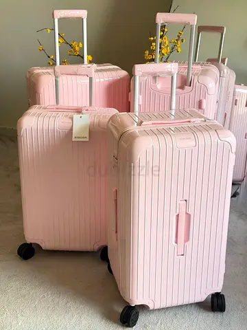 Pink Essential luggage set