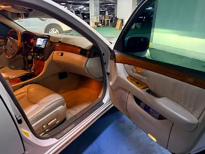 2002 Lexus LS-SERIES 照片 4