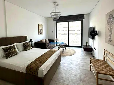 FULLY FURNISHED | ELEGANT LIVING | COMMUNITY VIEW