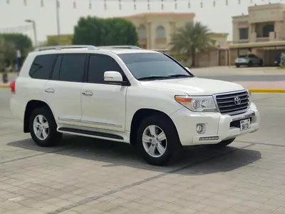 Toyota Land Cruiser GXR 2014 GCC Specs