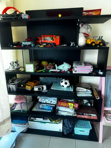 Bookshelf