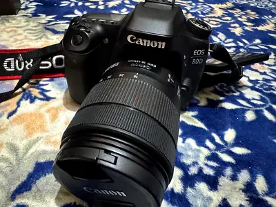 CANON EOS 80D
