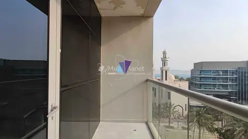 Spacious 2BR | Parking with All Amenities | Great Community