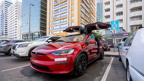 2023 Tesla MODEL X — фото 4