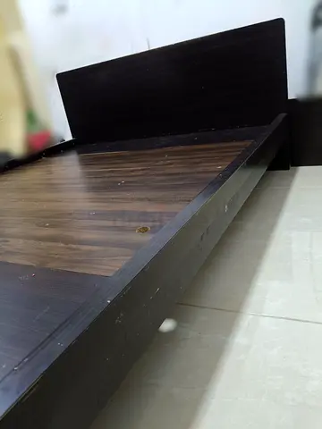 Queen Size wooden bed frame with headboard - dark brown(old mattress including )