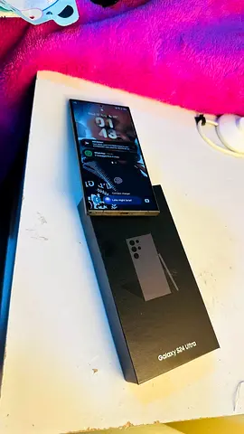 Samsung Galaxy S24 Ultra with Original Box in Excellent Condition