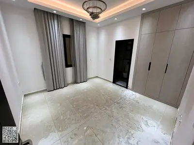 🏡 فيلا للإيجار في الحليو 2 – شارع رئيسي