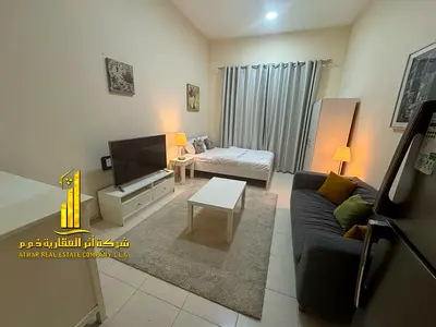 Luxurious, fully furnished studio apartment with brand new, high-end furniture in a prime location.