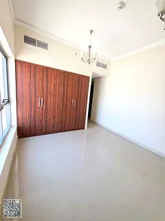 Annual apartment for rent: 3 bedrooms, a living room, a laundry room, and a maid’s room. Special p