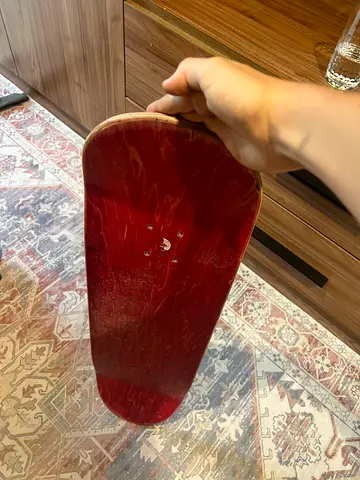 Heavily used skate deck, slightly worn out, works amazingly!