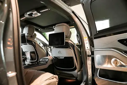 صورة 6 لـ 2025 Mercedes-BENZ S-CLASS MAYBACH