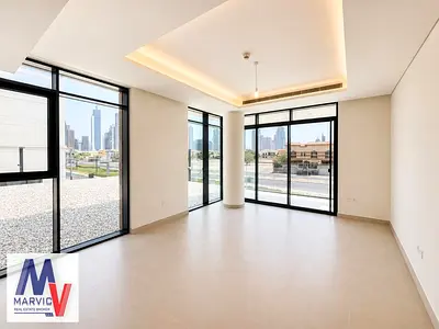 High-floor 1BHK | Erin Central Park | Downtown City View | Balcony