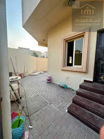 تاون هاوس للإيجار ب 65 الف درهم في عجمان منطقة المويهات 1