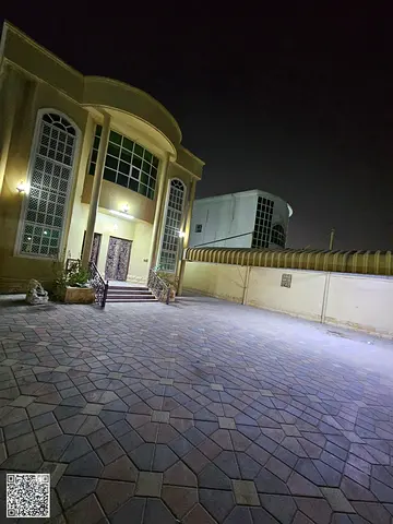 موقع مميز في منطقة هادئة وقريبة من الخدمات