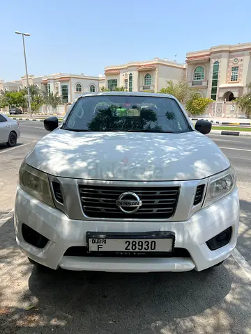 Nissan Navara - 4x4 - Manual gear