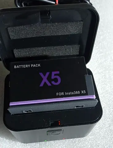 Insta 360 X5 Twin Battery + Charger