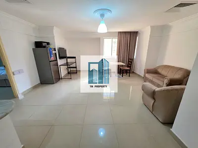 1bhk Fully furnished Big Size 6k Monthly Water electricity include internet also included