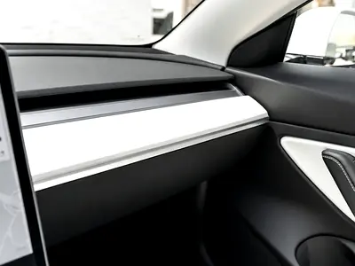 2021 Tesla MODEL 3 — миниатюра 17