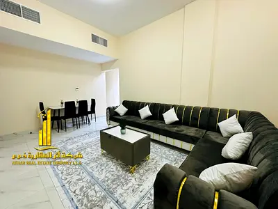 شقة فاخره ثاني ساكن غرفتين وصالة مع بلكونه .كورنيش عجمان.مفروشه بالكامل للإيجار الشهري. الايجار يشمل الفواتير والإنترنت وموقف
