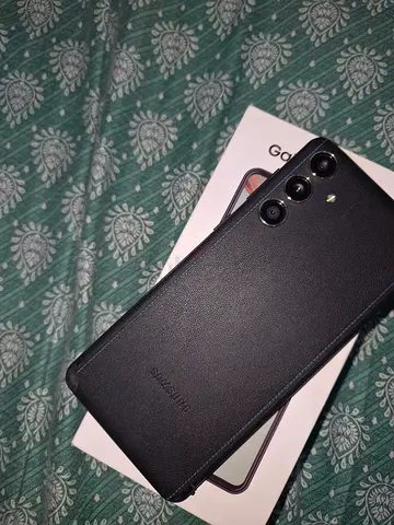 Samsung Galaxy F55 5G (black leather back) with original box