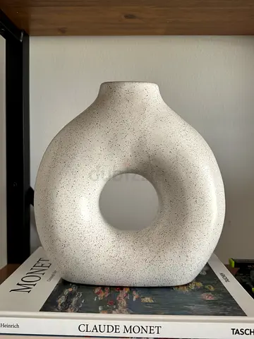Aesthetic Vase/Decor Piece Sharjah