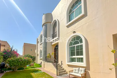 Exclusive | Vacant Mid-September | Private Pool