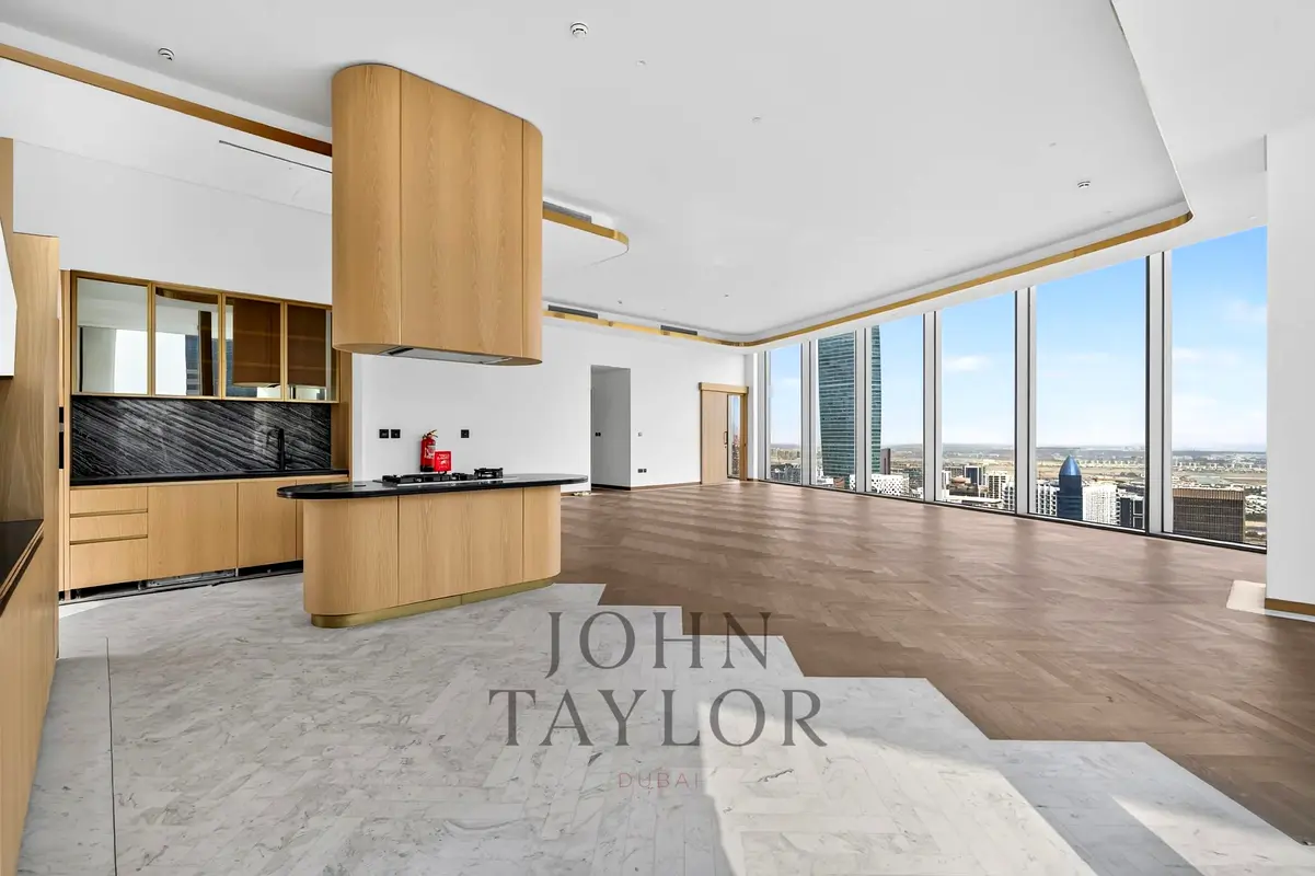 Elegant 4-bedroom duplex at Jumeirah Living, Business Bay
