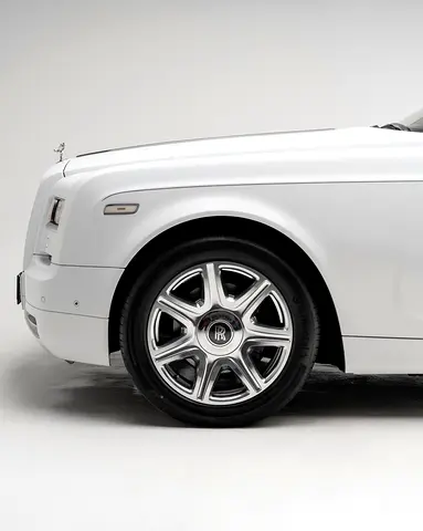 صورة 20 لـ 2015 ROLLS-ROYCE PHANTOM