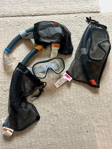 Snorkeling masks . Decathlon