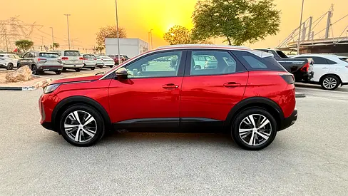 Peugeot 3008 2023 GCC Specs 1.6L ,excellent condition