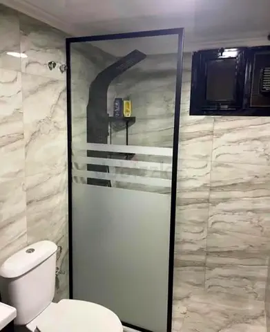 Friendly Shower Glass Fitters – Free Measurements!