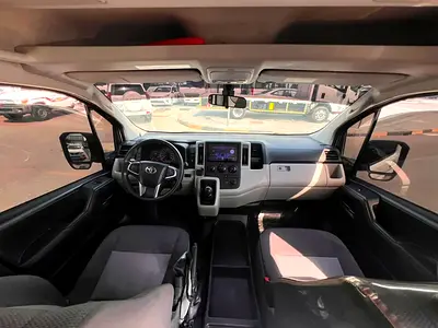 2022 Toyota HIACE 照片 8