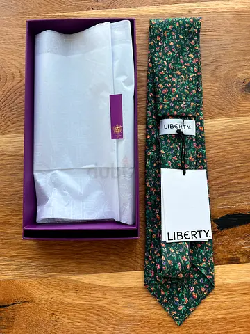 Liberty London Floral Men's Tie - New with Tag