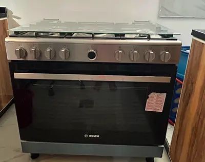 Bosch Series 2 90cmx60cm freestanding gas cooker with oven - good condition