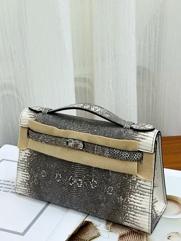Hermes Kelly Pochette Ombré Lizard