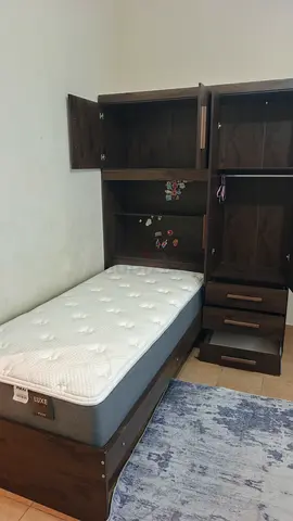 2 Baby bed with cabinet and mattress
