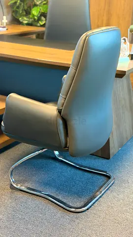Grey leather cantilever visitor chair with chrome frame - excellent condition