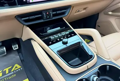 2025 Porsche CAYENNE — миниатюра 14